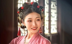 《朋友年轻的妈妈》中字头歌词